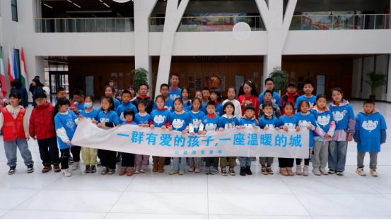https://www.jisu.edu.cn/__local/9/D3/AC/FBF24C68ACEB967FAF9034000EF_5FBFD242_A8DC5.png